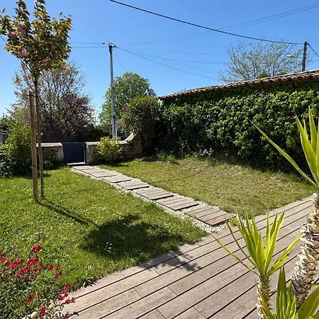 Maison De Charme Avec Jardin Et Terrasse Camblanes-et-Meynac